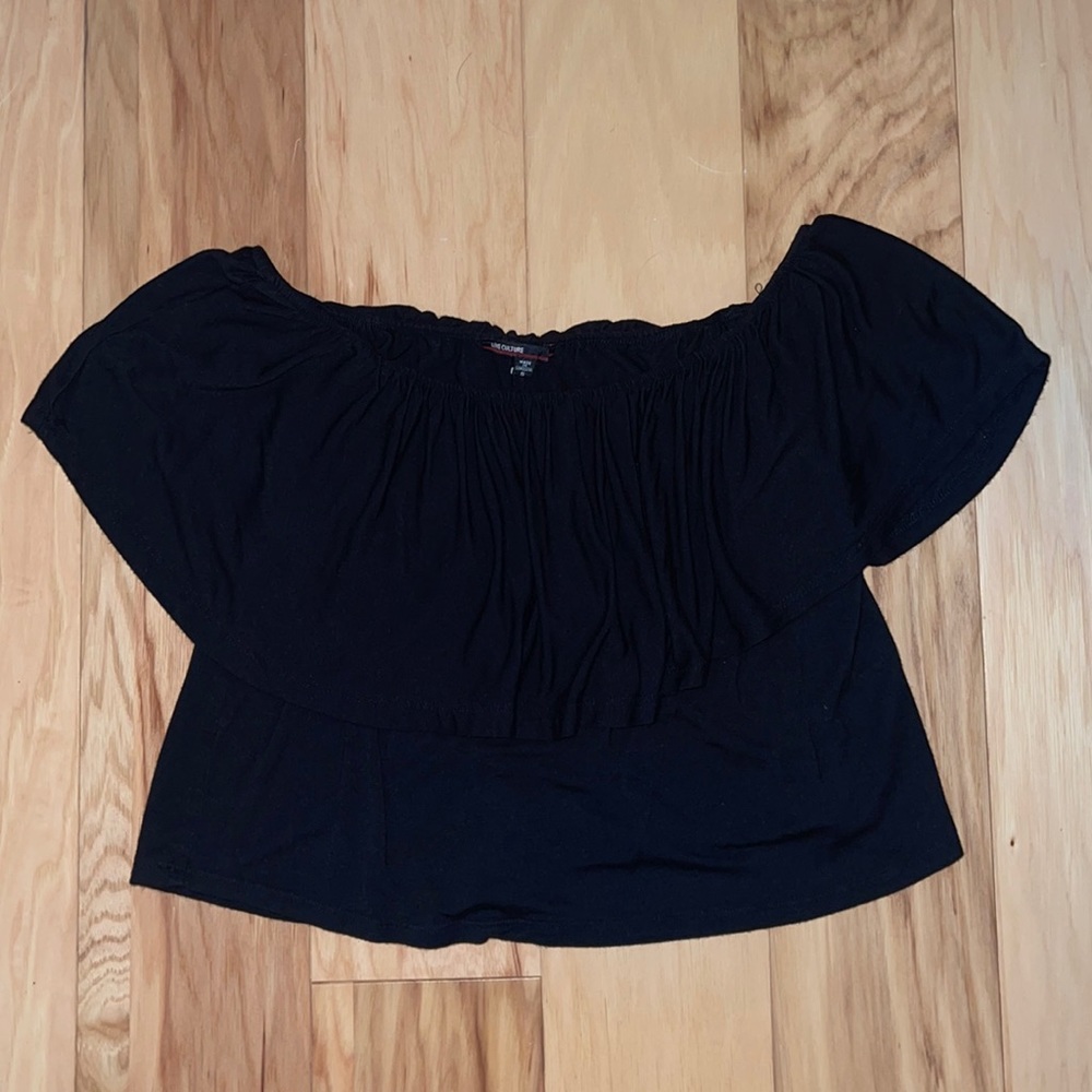 Off the shoulder black Top